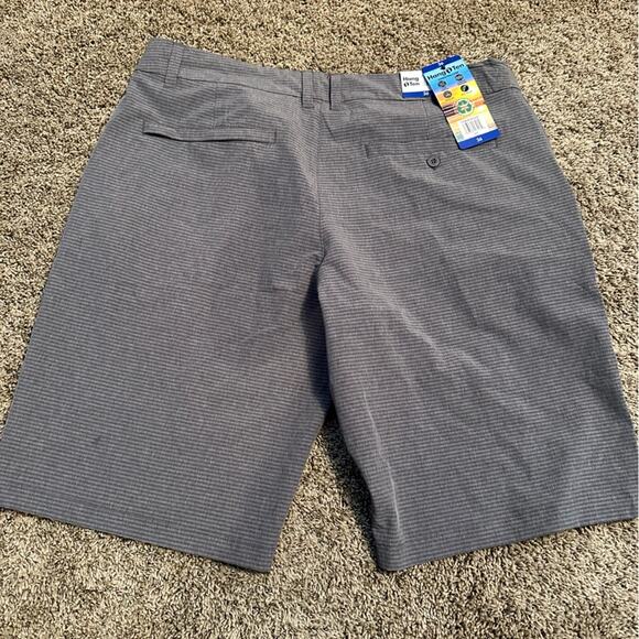Hang Ten NWT Men’s Grey Patterned Shorts size 36 - Picture 6 of 8